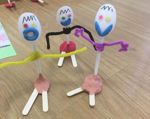 forky-toy story 4-campamento de verano en pamplona- le bal 8